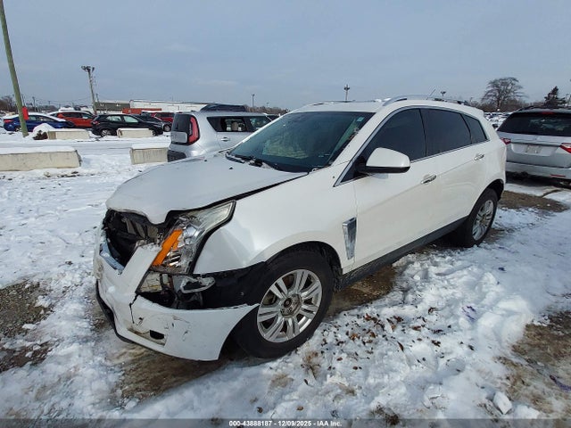 2015 CADILLAC SRX 3GYFNEE30FS581085 Photo 1