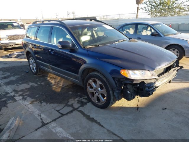 2011 VOLVO XC70 YV4902BZ1B1099596