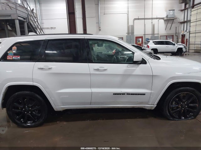 1C4RJFAG9JC501679 Jeep Grand Cherokee Altitude 4x4