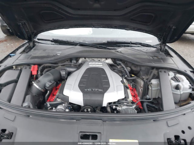 Audi A8 3.0t 2015 WAUJGAFD8FN004113 Image 10