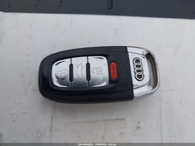 Audi A8 3.0t 2015 WAUJGAFD8FN004113 Image 11
