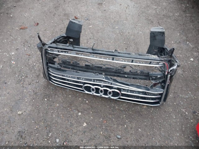 Audi A8 3.0t 2015 WAUJGAFD8FN004113 Image 12