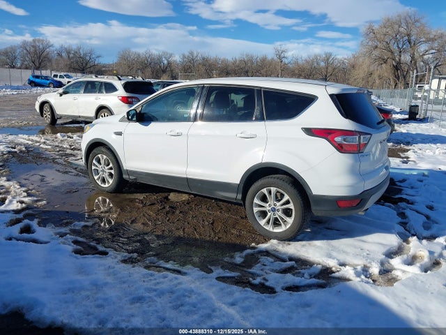2017 FORD ESCAPE 1FMCU9GD9HUA54279 Photo 2