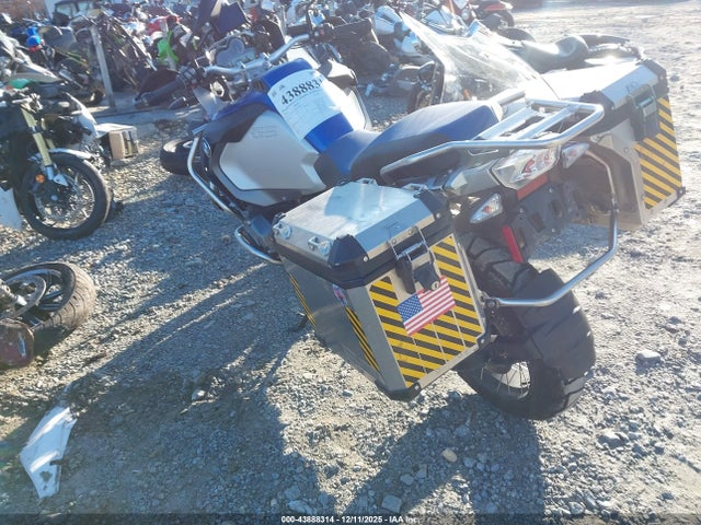 2015 BMW R1200 WB10A1208FZ098552 Photo 2