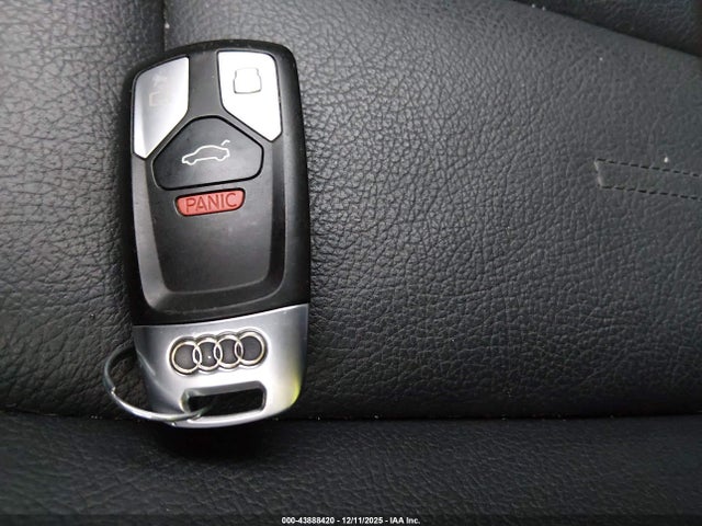 2018 AUDI A4 WAUDNAF42JN016415 Photo 10