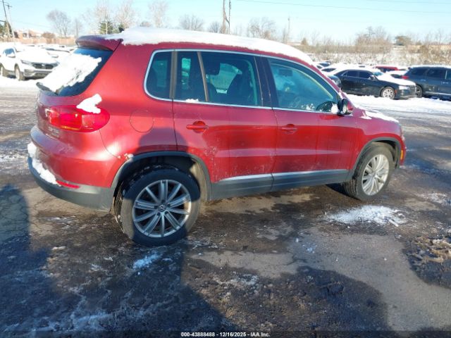 2012 VOLKSWAGEN TIGUAN WVGBV7AX6CW003576 Photo 3