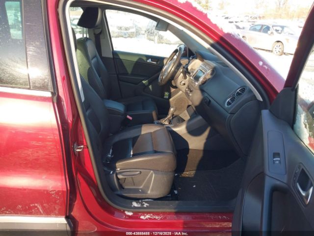 2012 VOLKSWAGEN TIGUAN WVGBV7AX6CW003576 Photo 4