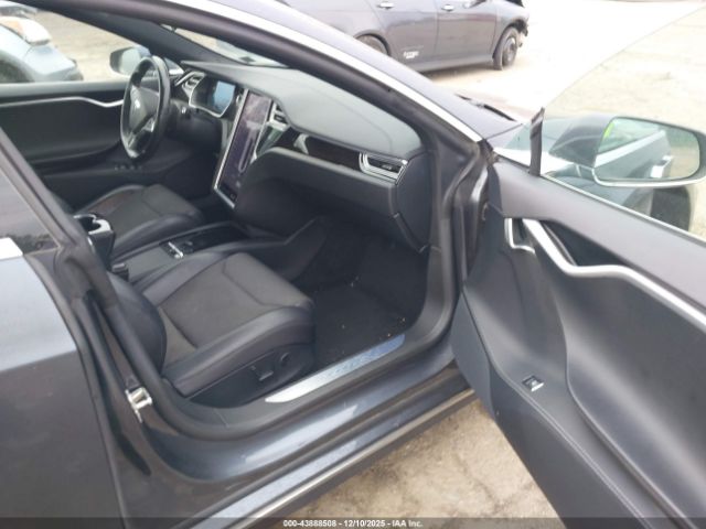 2017 TESLA MODEL S 5YJSA1E2XHF202864 Photo 4