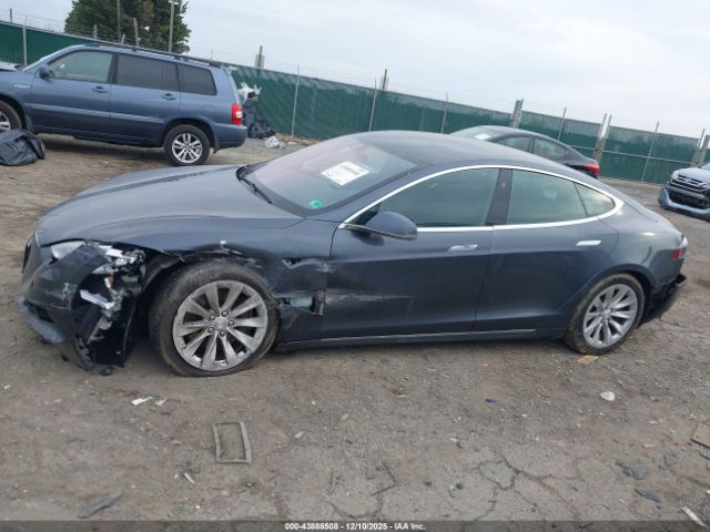 2017 TESLA MODEL S 5YJSA1E2XHF202864 Photo 5
