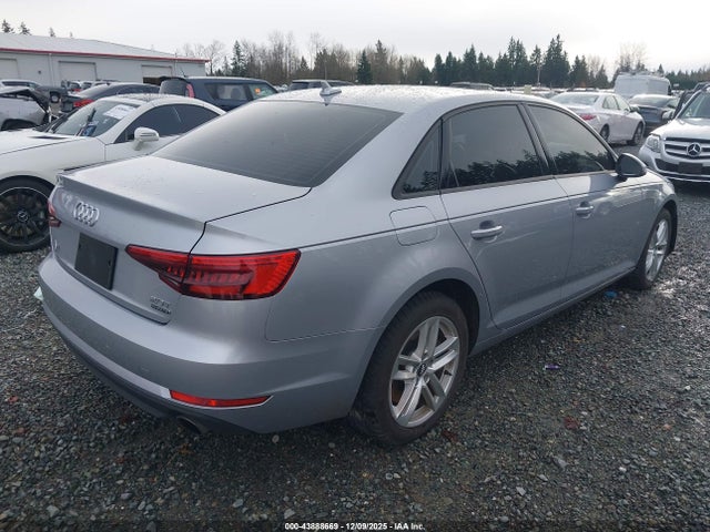 2017 AUDI A4 WAUANAF42HN027329 Photo 3