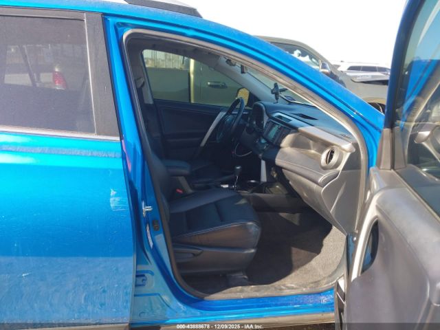 2018 TOYOTA RAV4 JTMDFREVXJJ212604 Photo 4