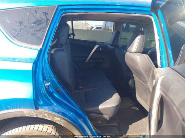 2018 TOYOTA RAV4 JTMDFREVXJJ212604 Photo 7