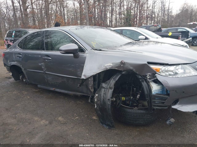 43888703 :رقم المزاد ، JTHBK1GG5F2180437 vin ، 2015 Lexus Es 350 مزاد بيع