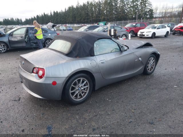 2005 BMW Z4 4USBT33505LS55191 Photo 3