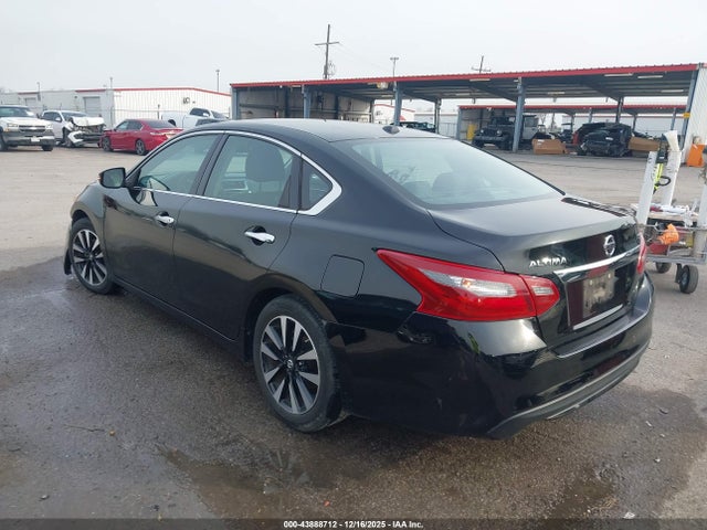 1N4AL3AP8JC145561 Nissan Altima 2.5 Sl