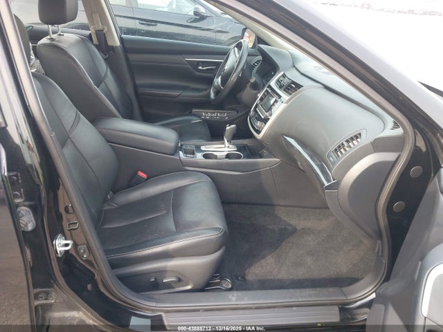 1N4AL3AP8JC145561 Nissan Altima 2.5 Sl