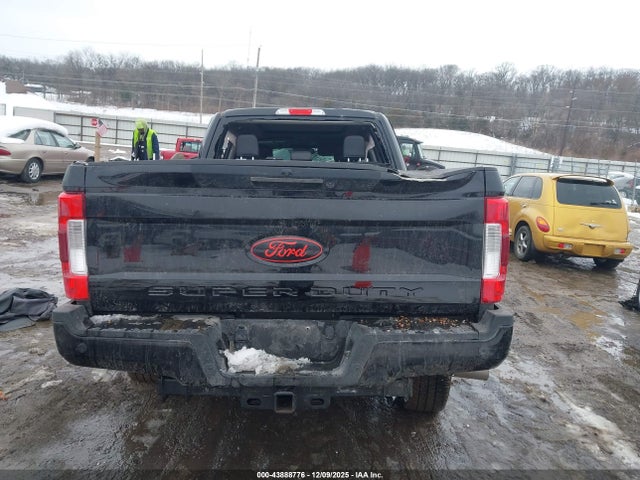 1FT7W2BT3KEG01537 Ford F-250 Lariat