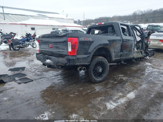 1FT7W2BT3KEG01537 Ford F-250 Lariat