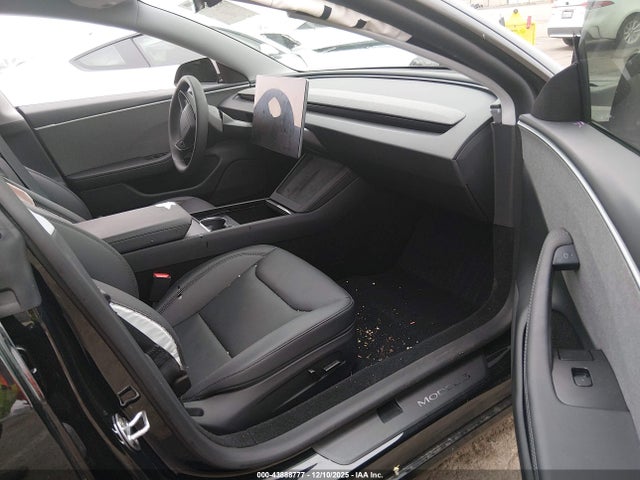 2025 TESLA MODEL 3 5YJ3E1EA1SF078958 Photo 4