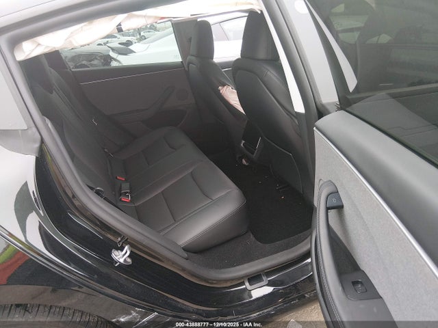 2025 TESLA MODEL 3 5YJ3E1EA1SF078958 Photo 7