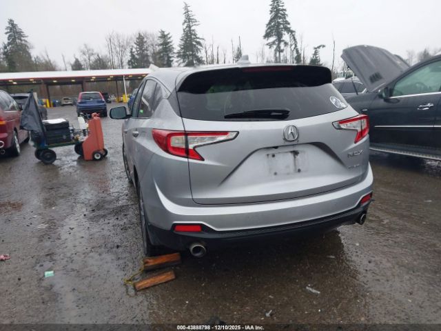 2019 ACURA RDX 5J8TC2H58KL022637 Photo 2