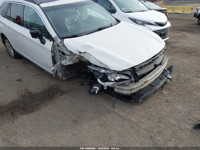Aukcja sprzedaży 2015 Subaru Outback 2.5i Premium, vin: 4S4BSAEC1F3231990, numer aukcji: 43888806