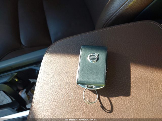 2022 VOLVO XC90 YV4A22PK5N1778567 Photo 10