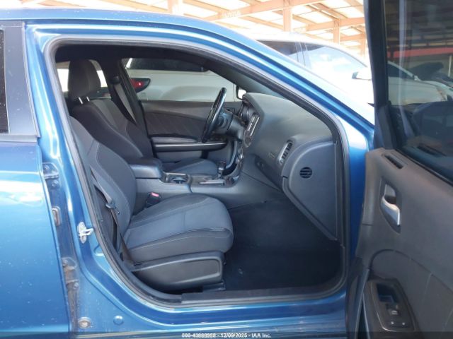 2021 DODGE CHARGER 2C3CDXBG1MH648778 Photo 4