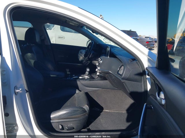 KIA Stinger 2019 KNAE15LA1K6049533 Image 5