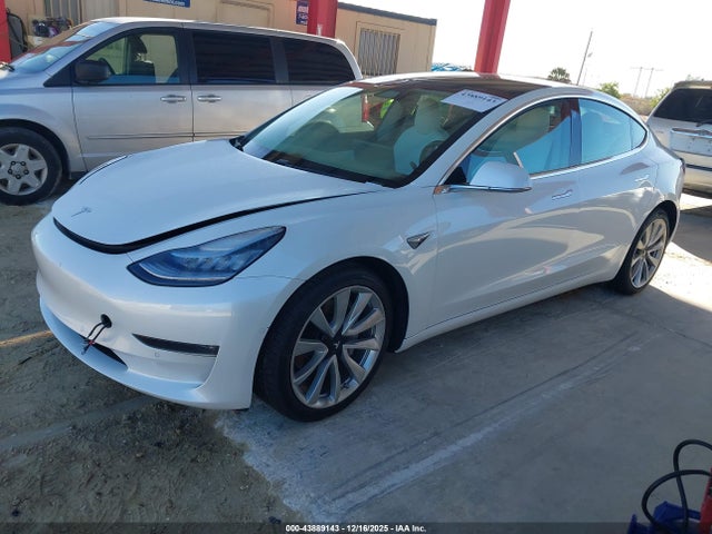 2019 TESLA MODEL 3 5YJ3E1EA0KF407679 Photo 1