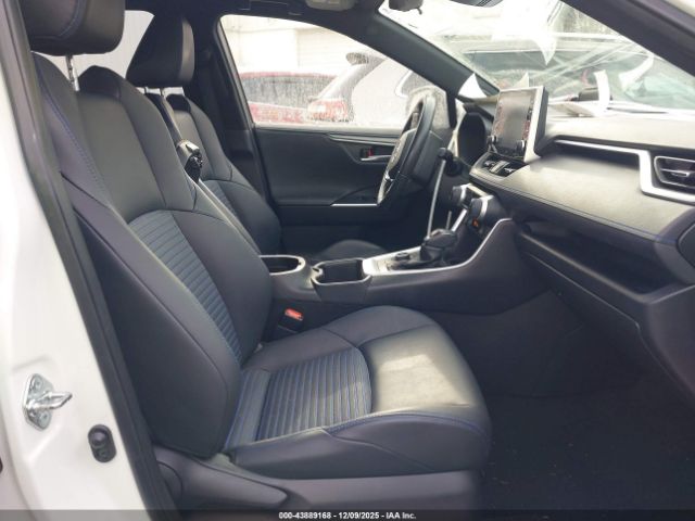 2022 TOYOTA RAV4 HYBRID JTME6RFV4ND521203 Photo 4