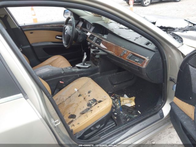 2010 BMW 528I WBANV1C52AC444532 Photo 4