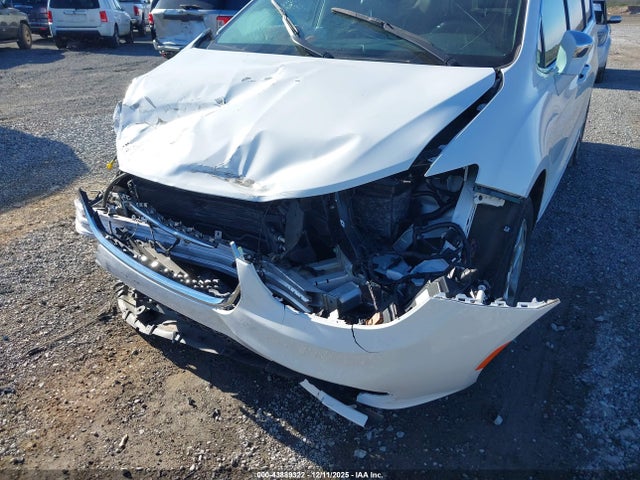 2022 CHRYSLER PACIFICA 2C4RC3GG0NR174697 Photo 5