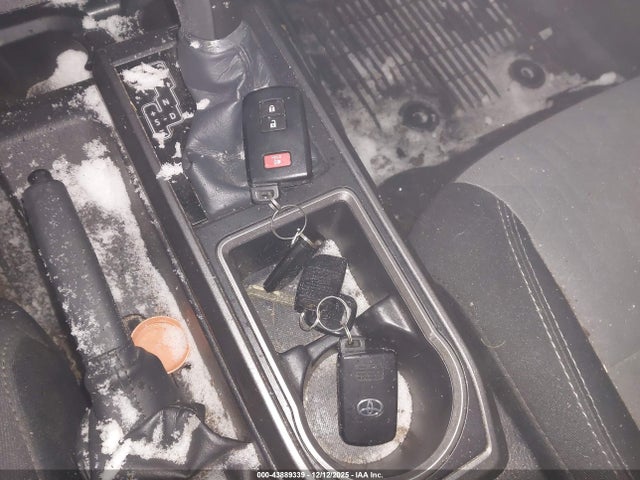 3TMCZ5AN8MM411126 Toyota Tacoma Trd Sport