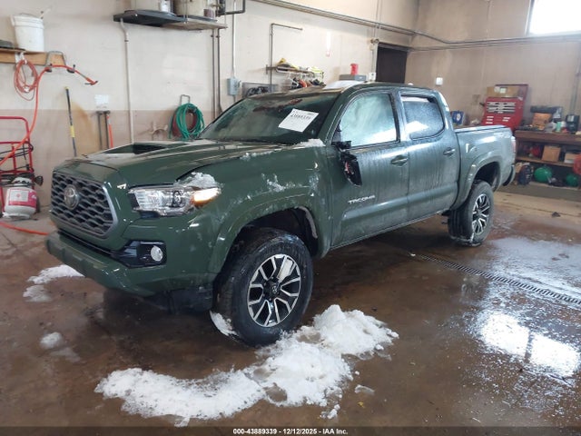3TMCZ5AN8MM411126 Toyota Tacoma Trd Sport