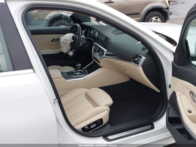 2019 BMW 330I 3MW5R1J53K8B01549 Photo 4