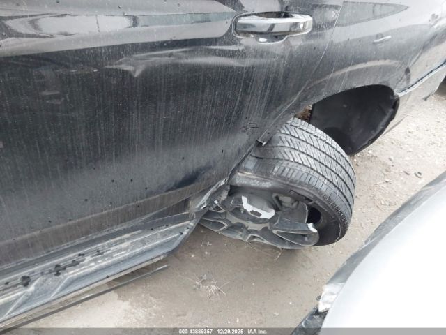 2021 CHEVROLET TAHOE 1GNSCRKD3MR244075 Photo 5