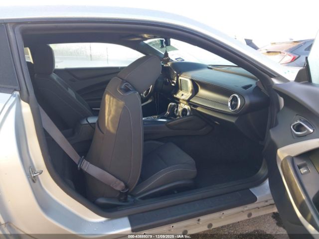 2016 CHEVROLET CAMARO 1G1FB1RS4G0125617 Photo 4