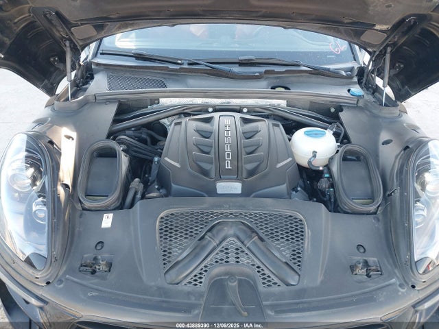 2017 PORSCHE MACAN WP1AG2A54HLB53866 Photo 9