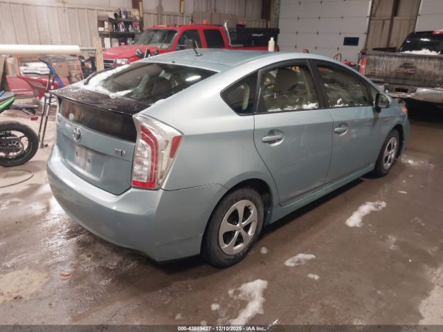 2015 TOYOTA PRIUS JTDKN3DU5F1888000 Photo 3