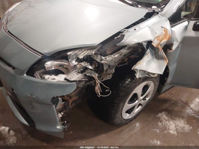 2015 TOYOTA PRIUS JTDKN3DU5F1888000 Photo 5