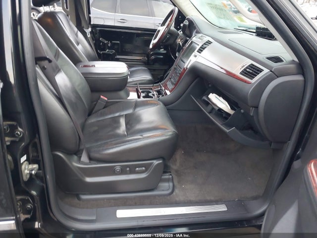 2010 CADILLAC ESCALADE 1GYUCCEF1AR121795 Photo 4