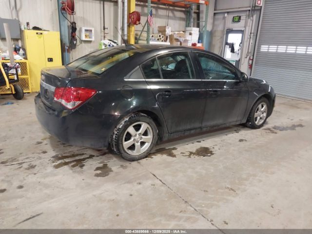 2014 CHEVROLET CRUZE 1G1PC5SB1E7347703 Photo 3
