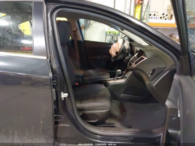 2014 CHEVROLET CRUZE 1G1PC5SB1E7347703 Photo 4