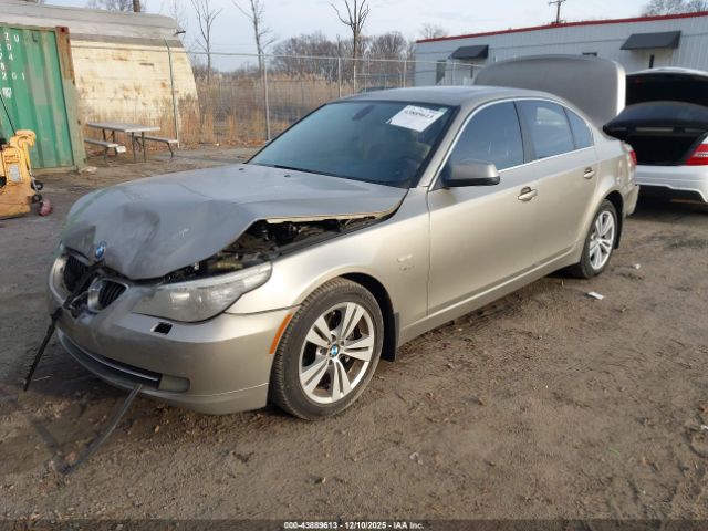 2010 BMW 528I WBANV1C51AC388809 Photo 1