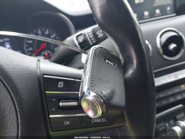 2018 KIA STINGER KNAE15LA9J6041288 Photo 10