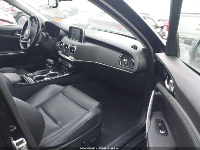 2018 KIA STINGER KNAE15LA9J6041288 Photo 4