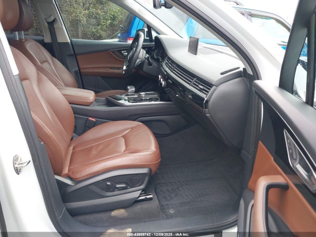 2018 AUDI Q7 WA1LAAF72JD042758 Photo 4