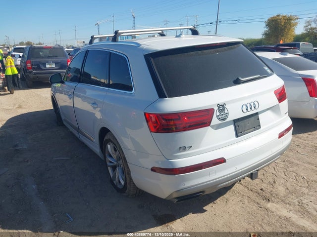 2018 AUDI Q7 WA1LHAF79JD035141 Photo 2