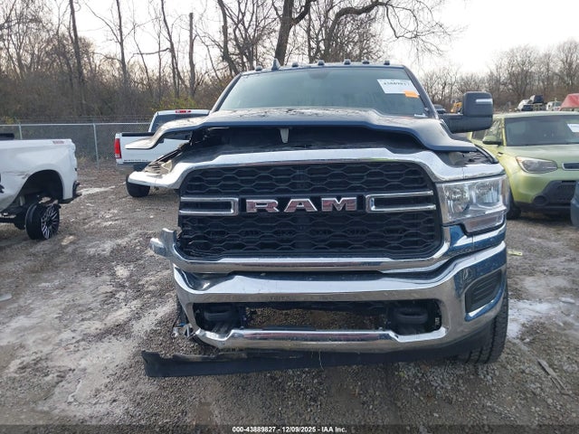 43889827 :رقم المزاد ، 3C6UR5CJ3RG367872 vin ، 2024 Ram 2500 Tradesman  4x4 6'4 Box مزاد بيع